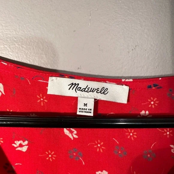 Madewell Novel Tie-Front Top in Prairie Posies Medium - Picture 6 of 8